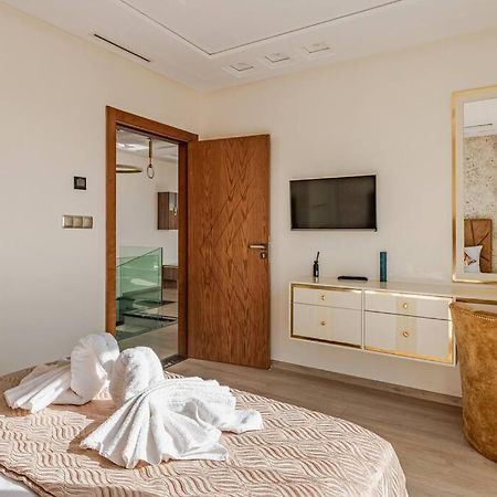 Royale Duplexe Pleine Centre Tanger Apartman Kültér fotó