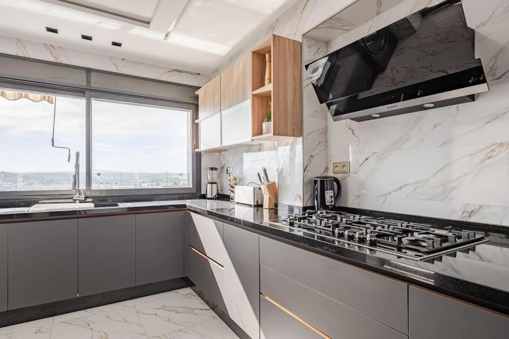 Royale Duplexe Pleine Centre Tanger Apartman Kültér fotó