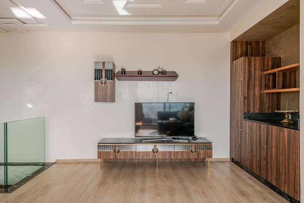 Royale Duplexe Pleine Centre Tanger Apartman Kültér fotó