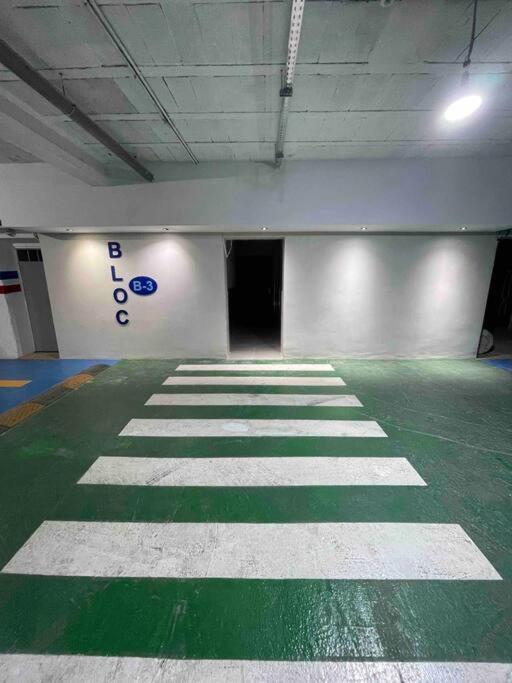 Royale Duplexe Pleine Centre Tanger Apartman Kültér fotó